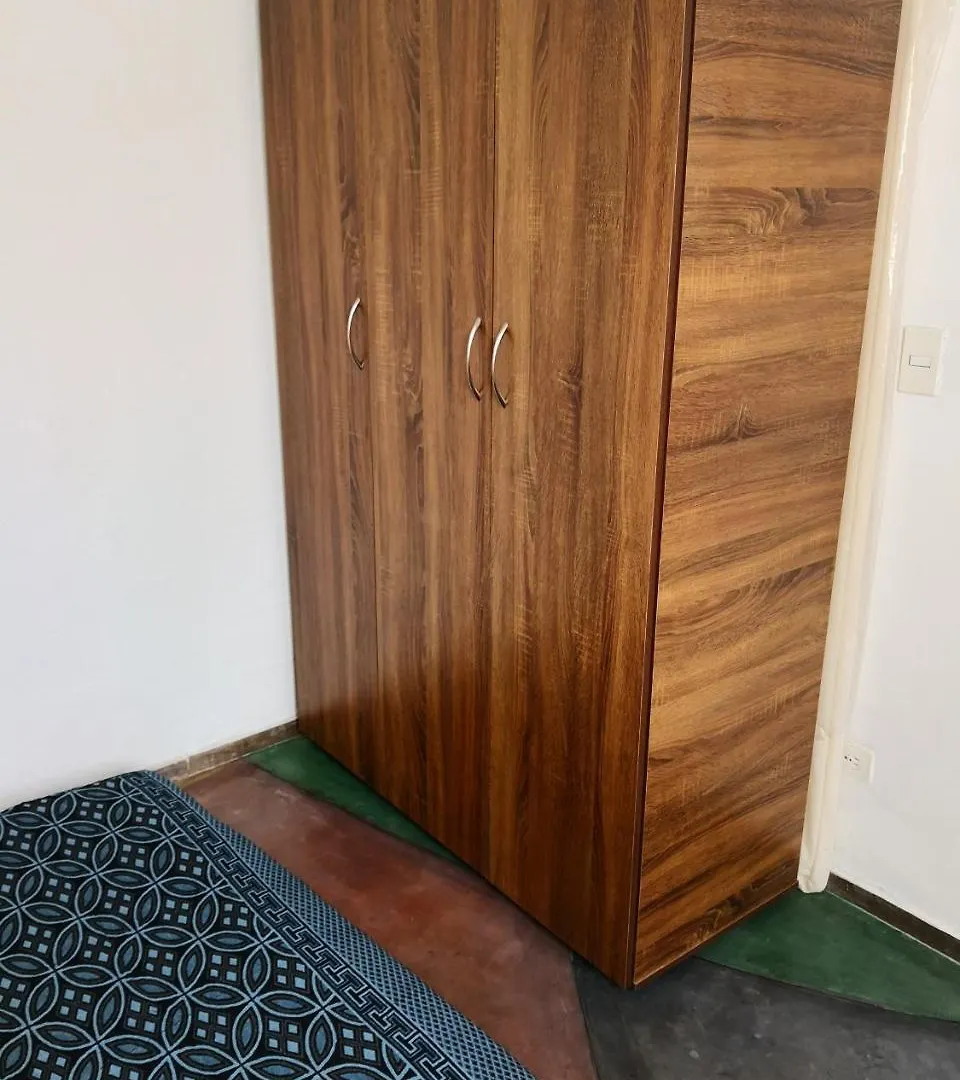 Apartamento Urbanizacion Capri, Cerca A Universidad De Antioquia Apartment Medellin